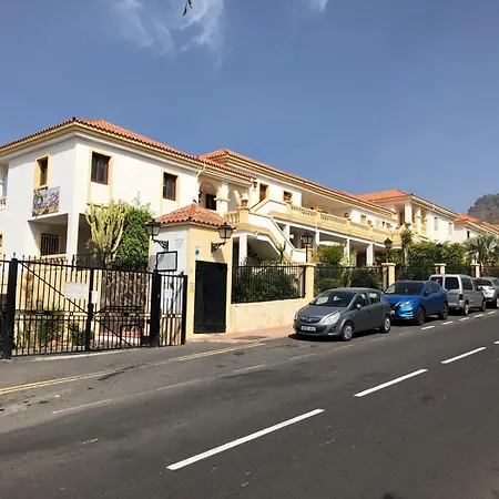 Hipnautic Vibes 1br W-poolocean View Near Aqualand, Wifi, Netflix, Free Parking, 2 Pools Access Apartment